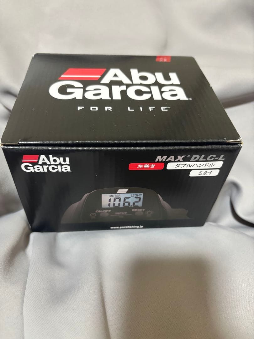 Abu Garcia MAX DLC-L ベイトリール（左）【PEライン付】