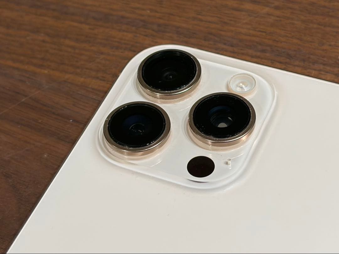 iPhone16Pro 128GB デザートチタニウム