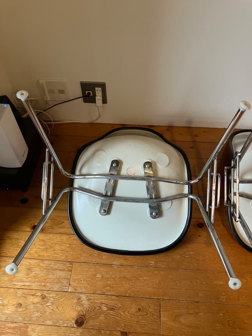 EAMS Sideshell Stacking Base イームズチェア 3脚