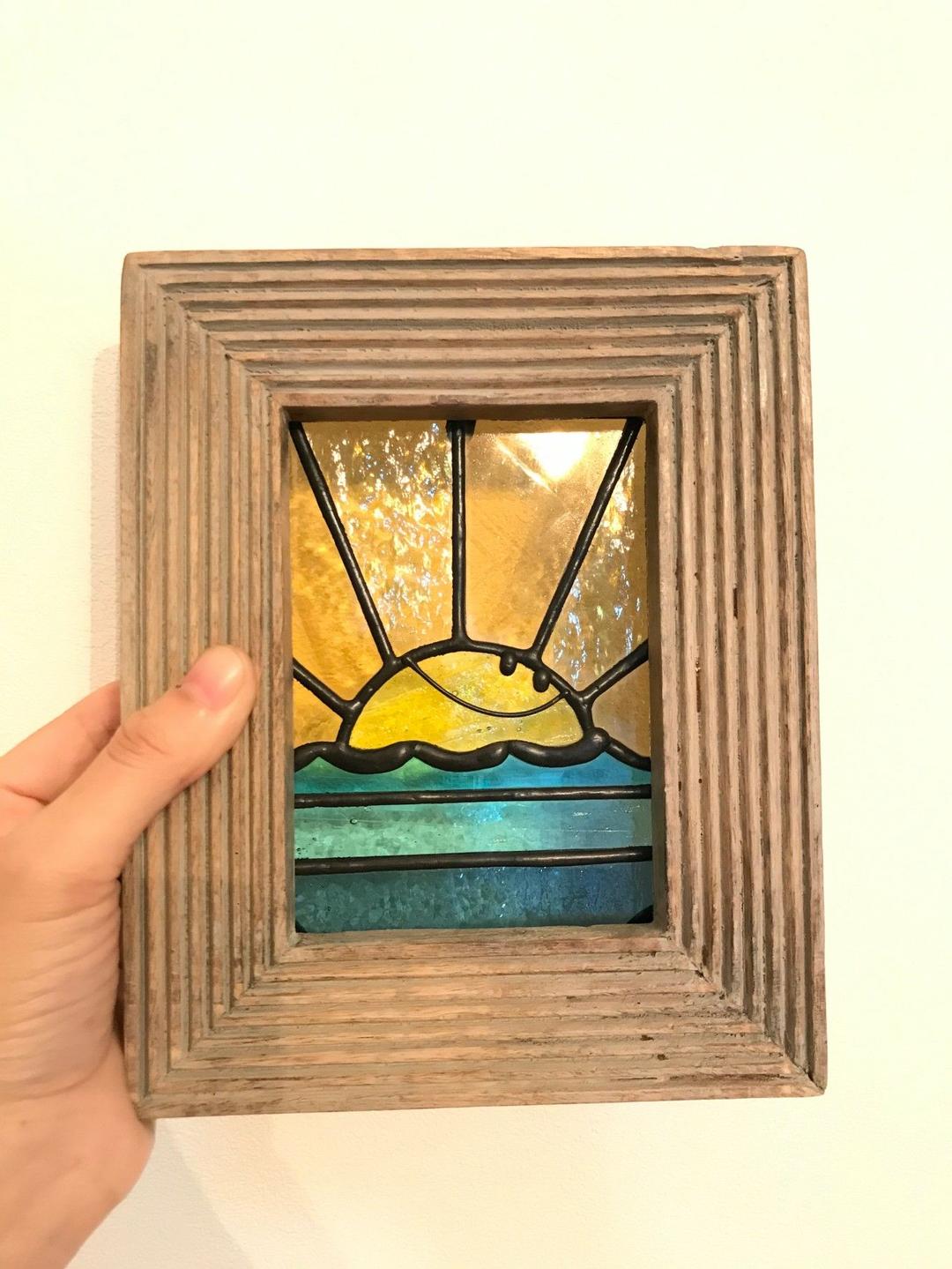 ステンドグラス　スマイル　ウェーブ　天然木　額