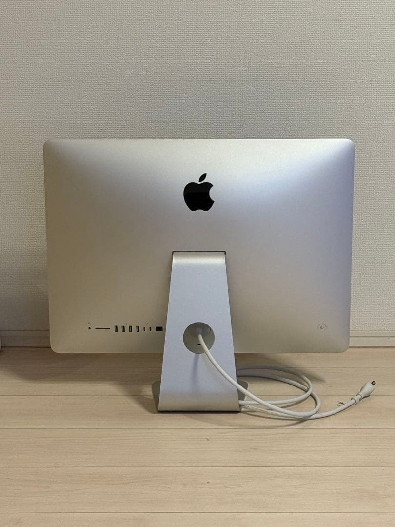 美品 iMac 2017 21.5インチ メモリ16GB キーボード・マウス付き