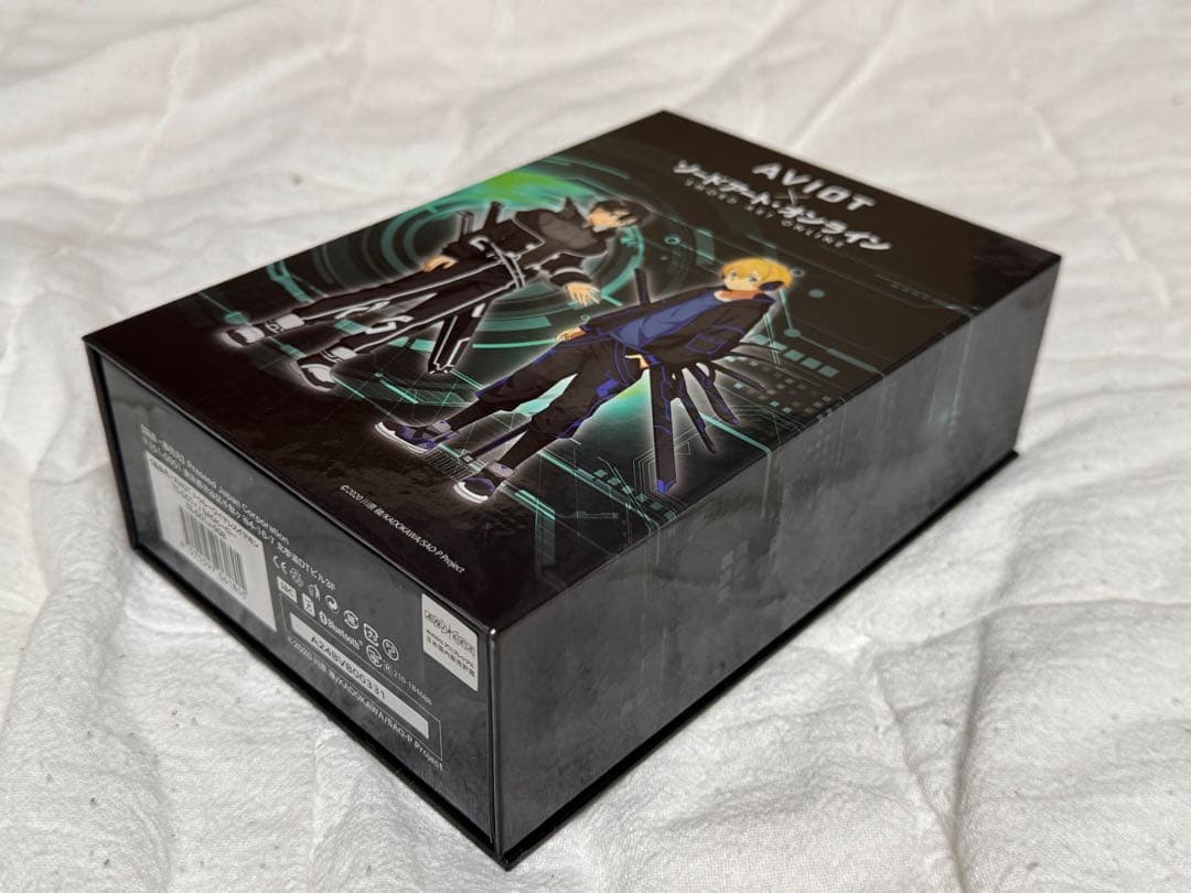 AVIOTワイヤレスイヤホン コラボ ソードアートオンライン ヒーローモデル