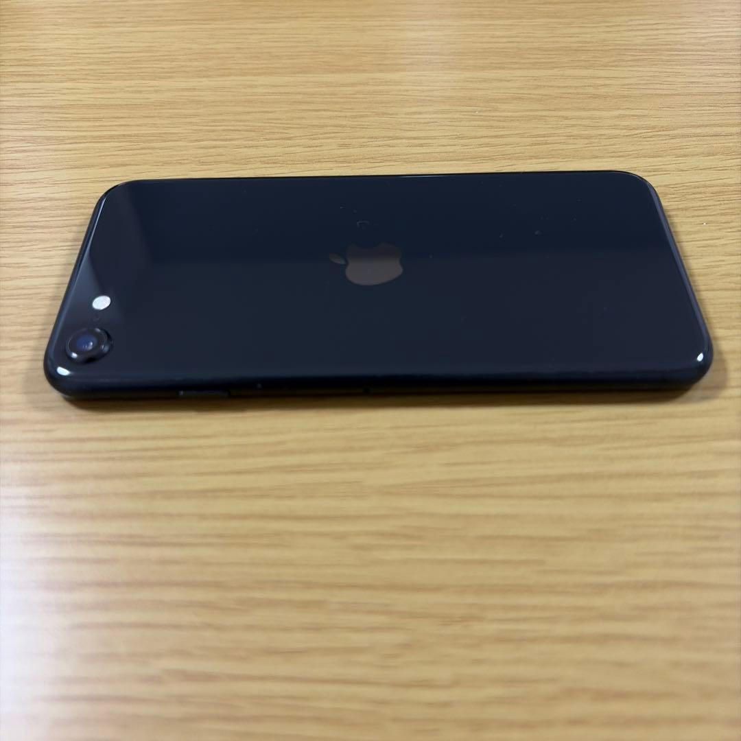iPhone SE 第2世代 (SE2) simフリー 64gb ブラック