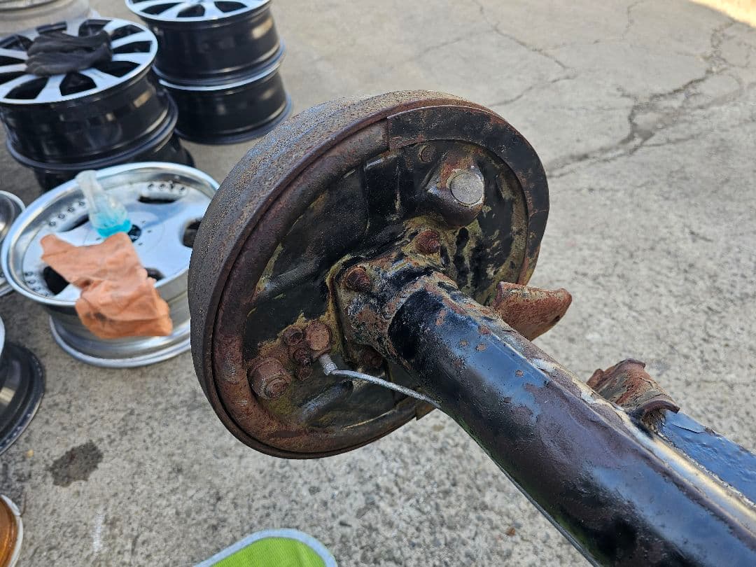 シボレーインパラ ホーシング デフです。