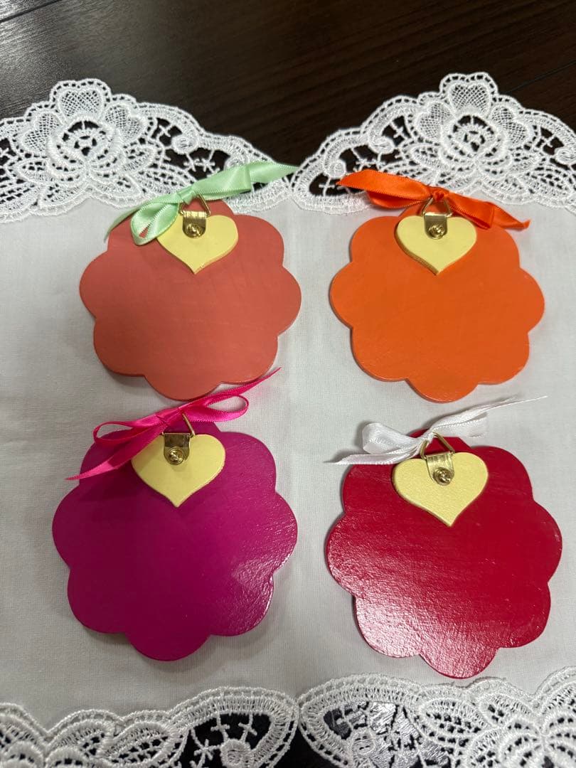 トールペイント作品　ひな祭り 木製 壁掛け リボン付き　春夏秋冬の飾り