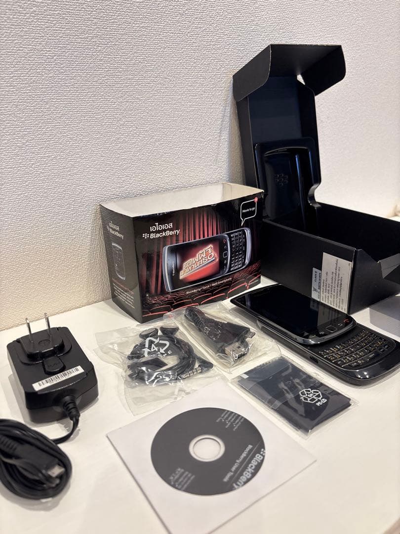 BlackBerry Touch9800TMsmartphone本体 付属品付き