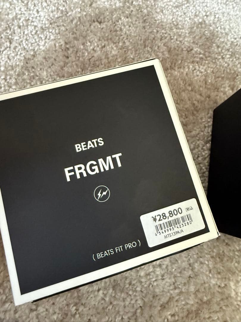 Beats Fragment Design Bluetoothイヤホン