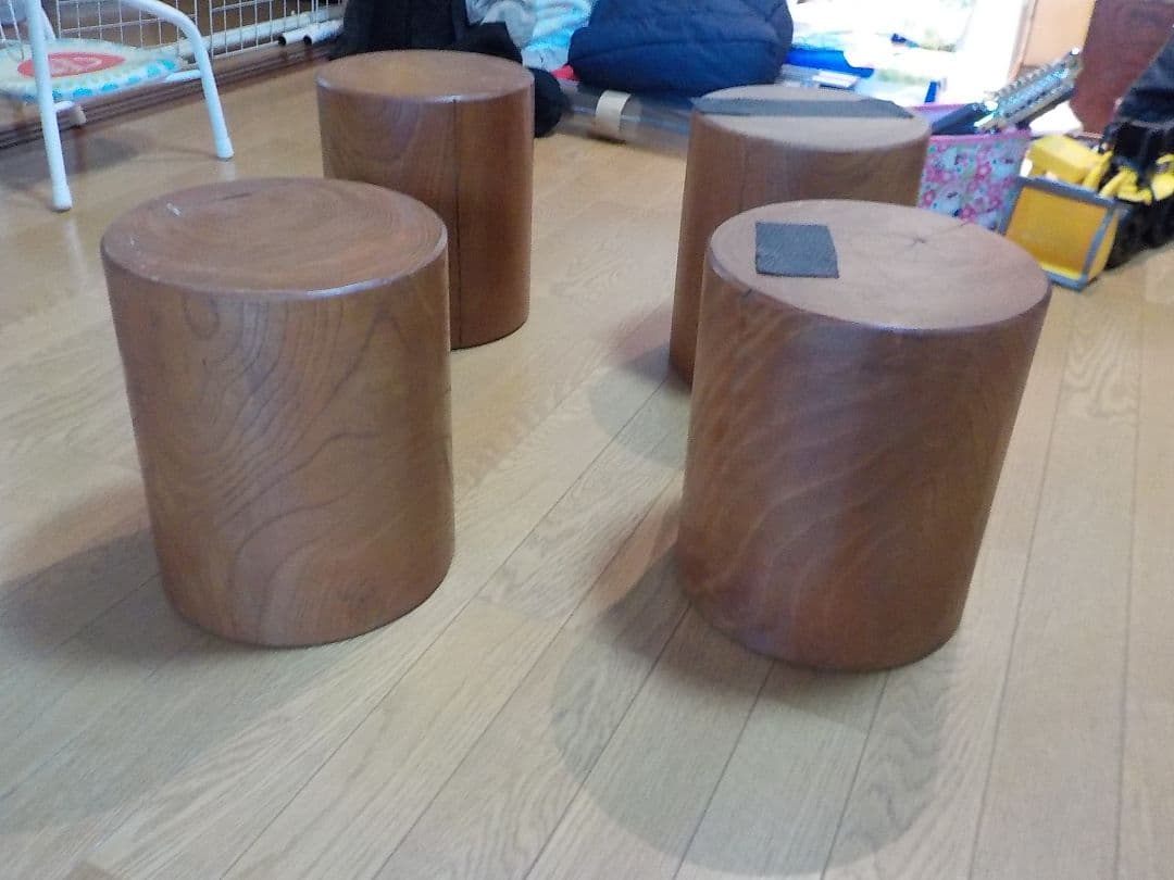 座卓テーブル　無垢材　ローテーブル　 栃木