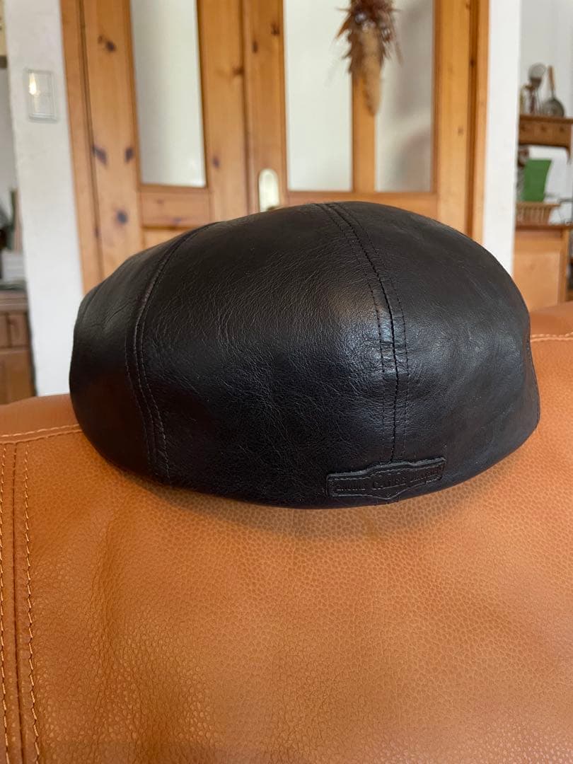 最終値下げ　calee キャスケット　大きめ　レザー　黒　日本製