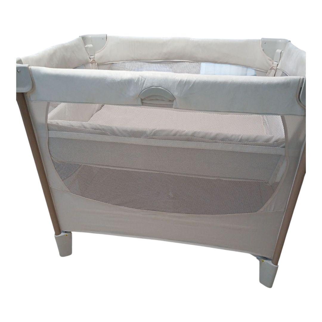 ココネルエアーリュクス　アップリカ　Aprica ベビーベッド　子供用品　子供