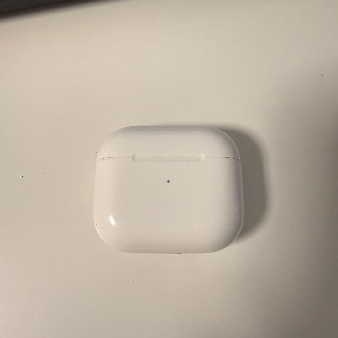 Apple AirPods3本体