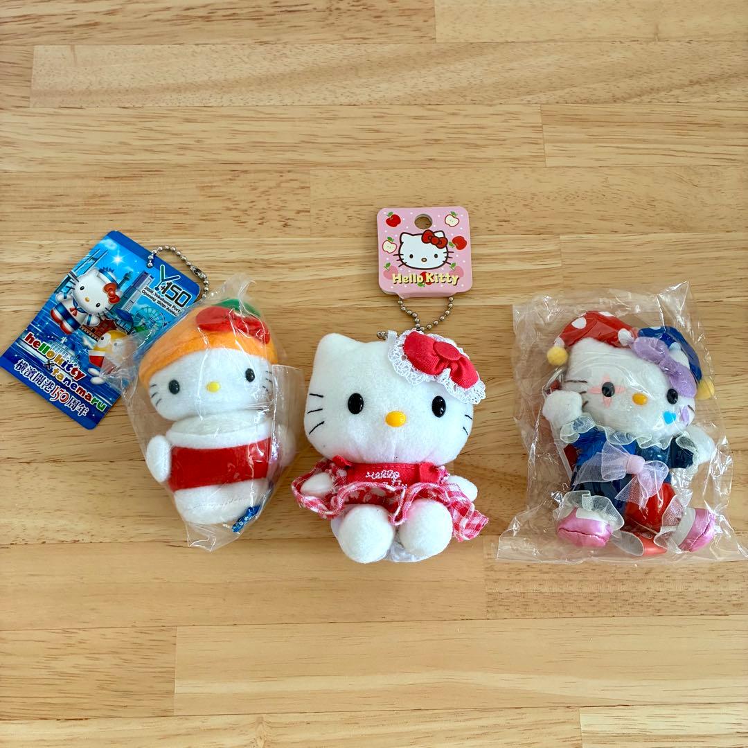 ハローキティ　マスコット　ぬいぐるみ 3セット　大道芸　アップルワンピ　たねまる