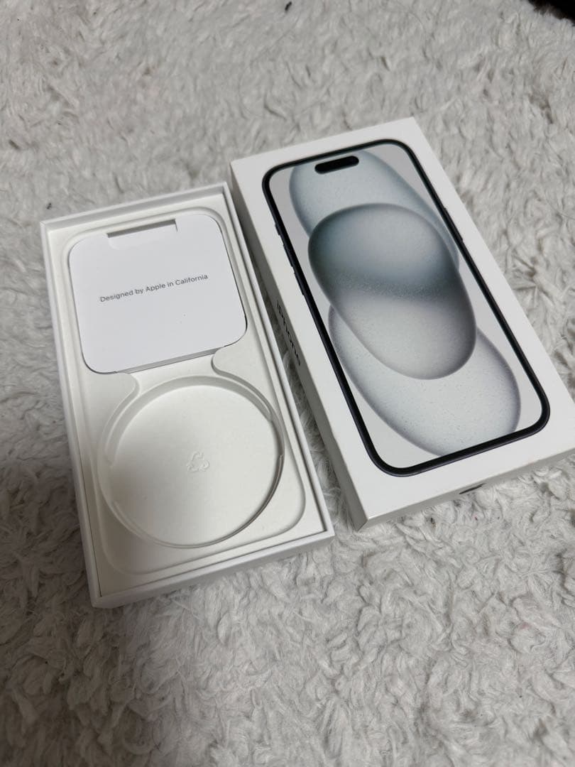 画面割れ無しiPhone 15 ブラック 128GB 本体箱付き