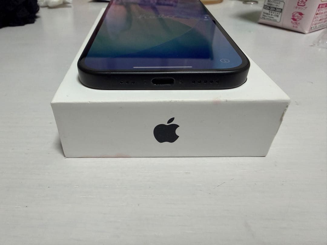 画面割れ無しiPhone 15 ブラック 128GB 本体箱付き