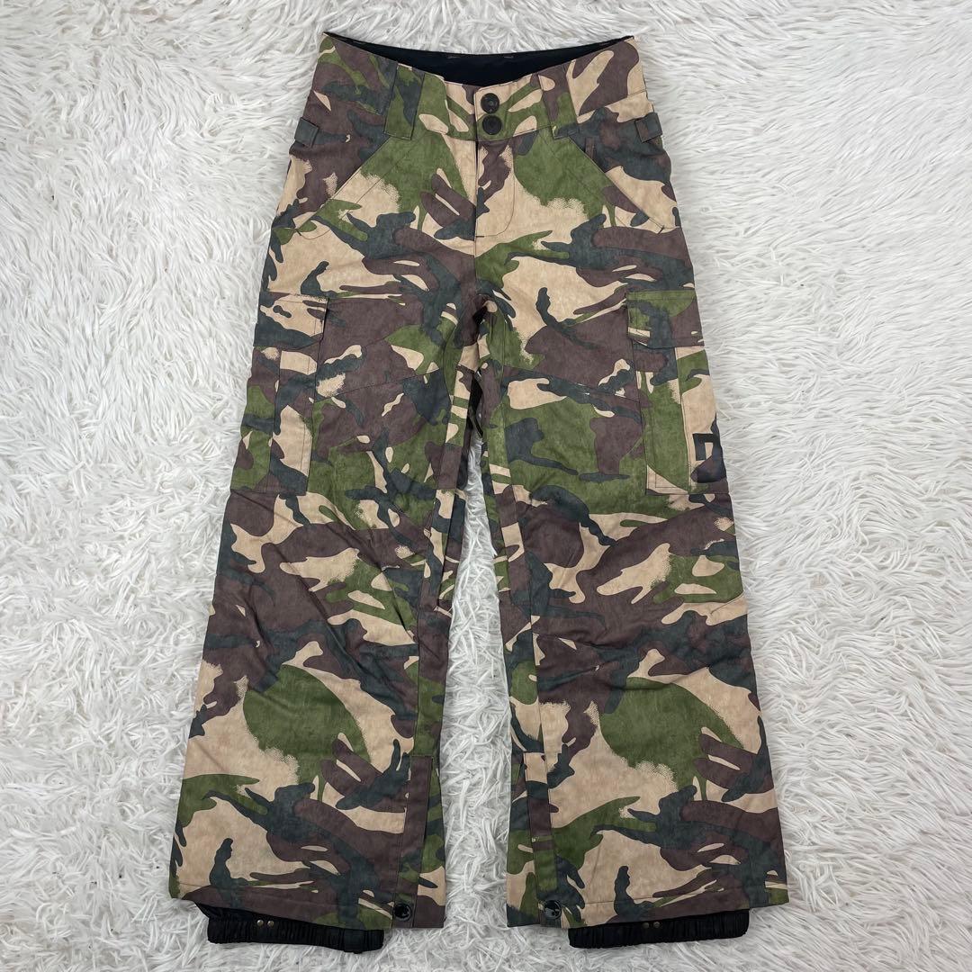 DC スノーウェア　セットアップ　140 カモフラパンツ　蛍光パーカー
