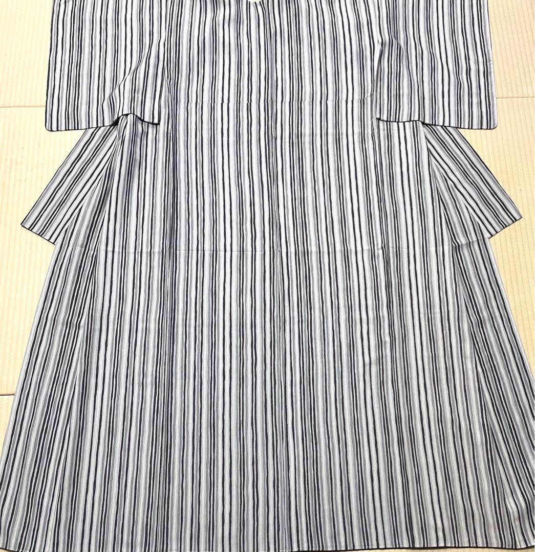 縞の染め グレー系 小紋
