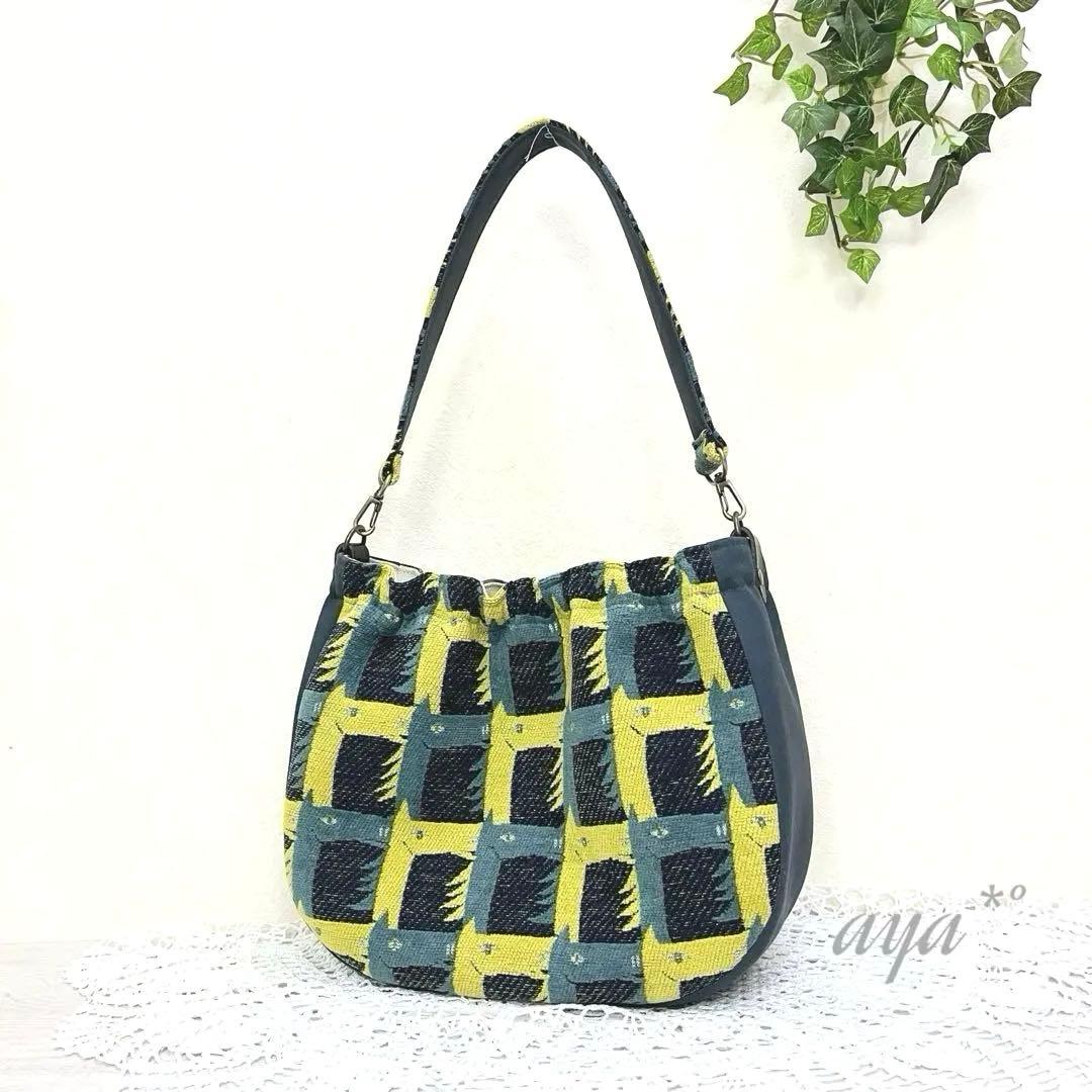 ミナペルホネン　ハンドメイド　thoroughbred