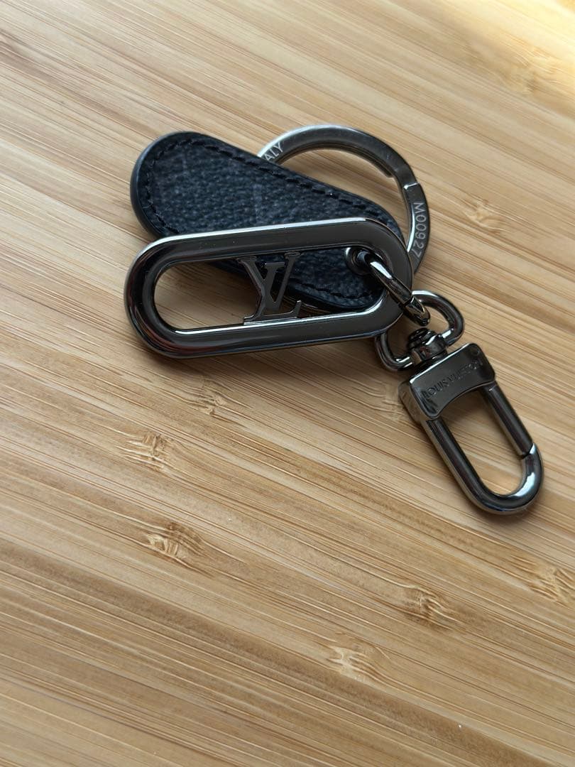 Louis Vuitton キーリング ブラック