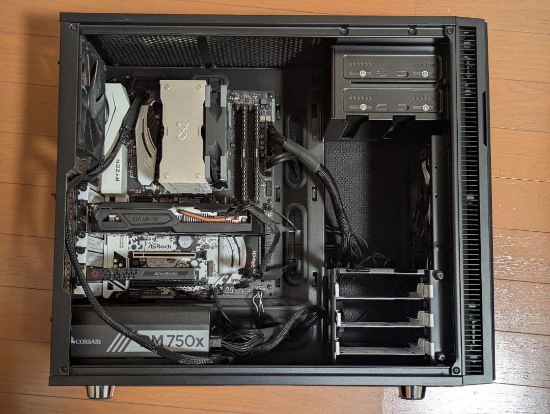 ゲーム実況用パソコン（キャプチャボードほか収録機材多数付属）※動作確認済