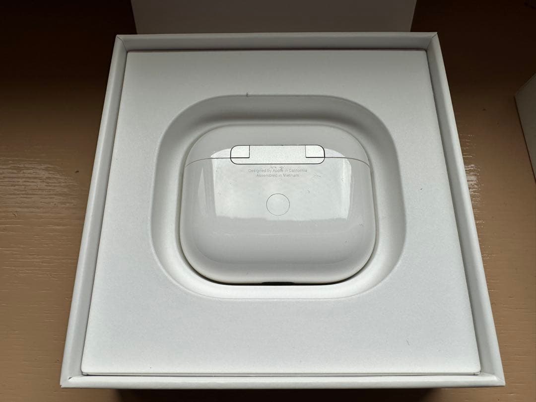 AirPods 第3世代　本体 ホワイト 充電ケース付き