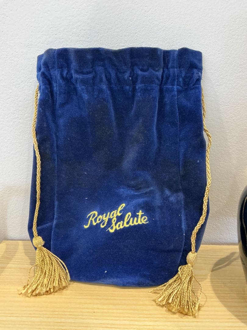 589[未開栓]ロイヤルサルート 21年