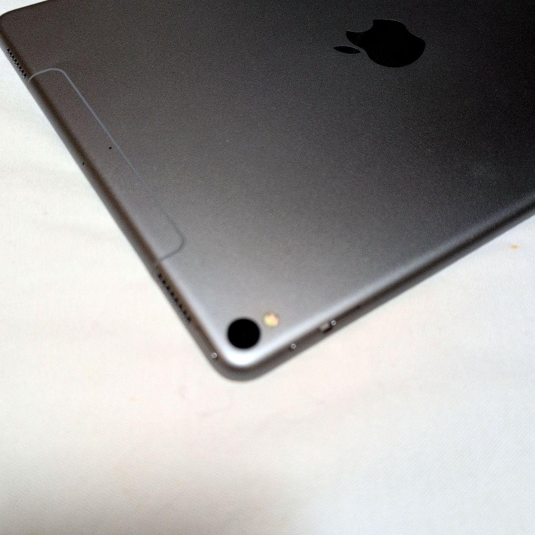 おまけあり iPad Pro 10.5インチ 64GB セルラー 中古品