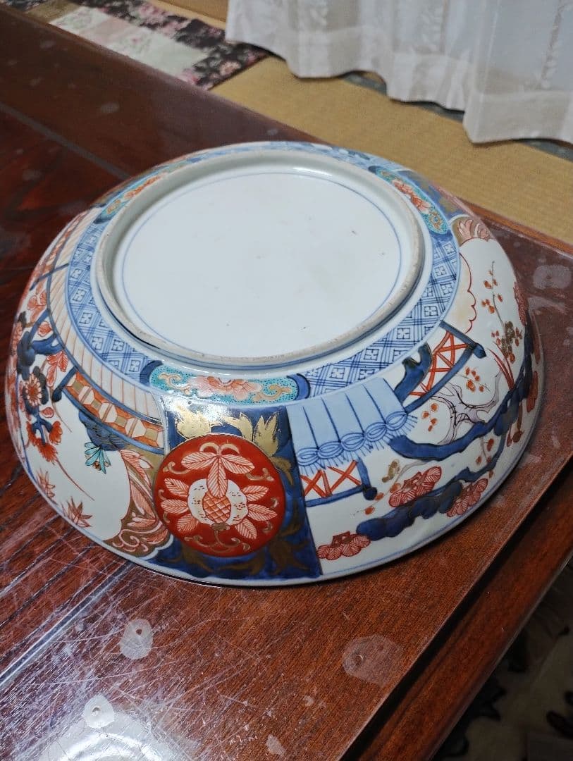 花鳥風月模様の陶磁器大皿