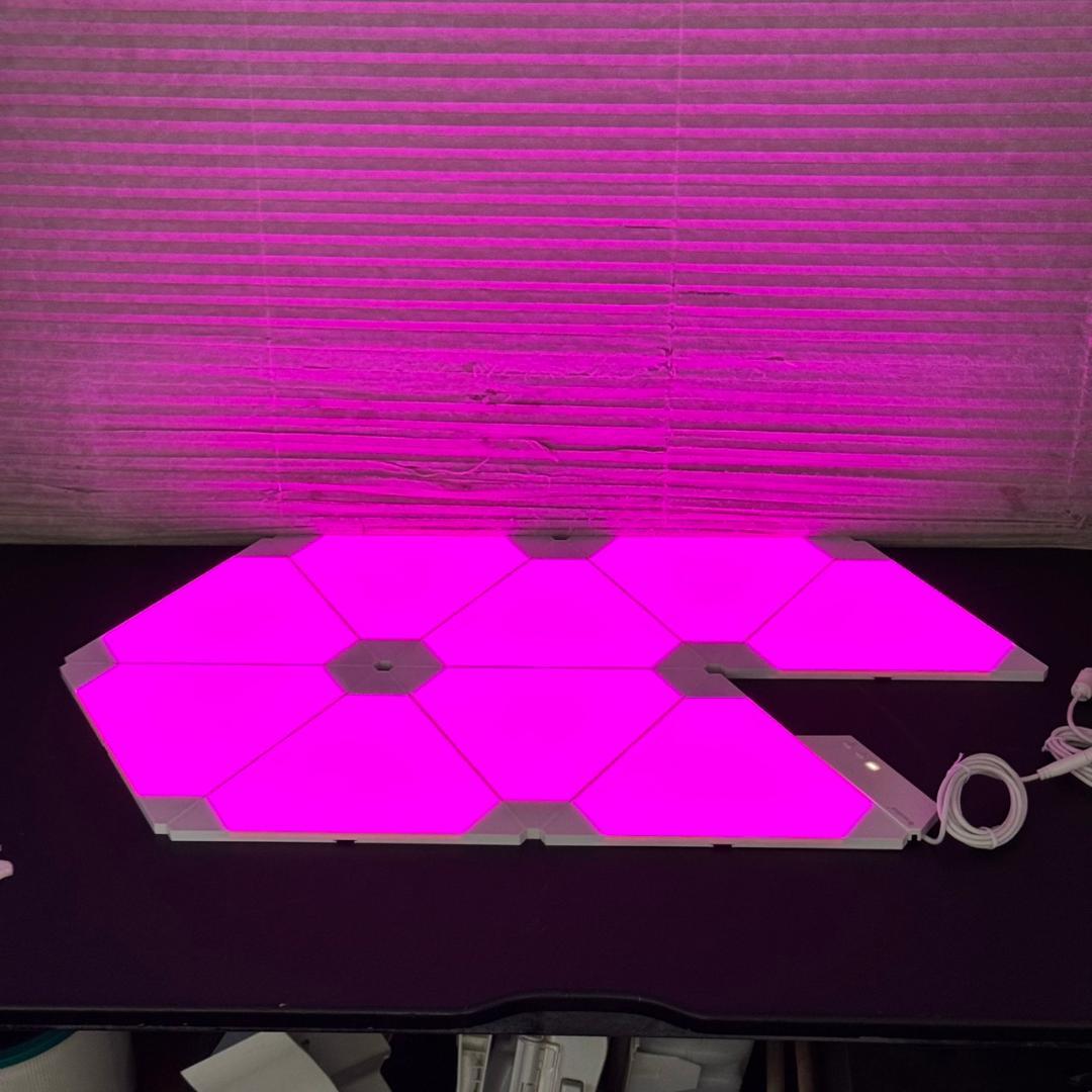 ☆NANOLEAF LIGHT PANELS トライアングル　スマーターキット