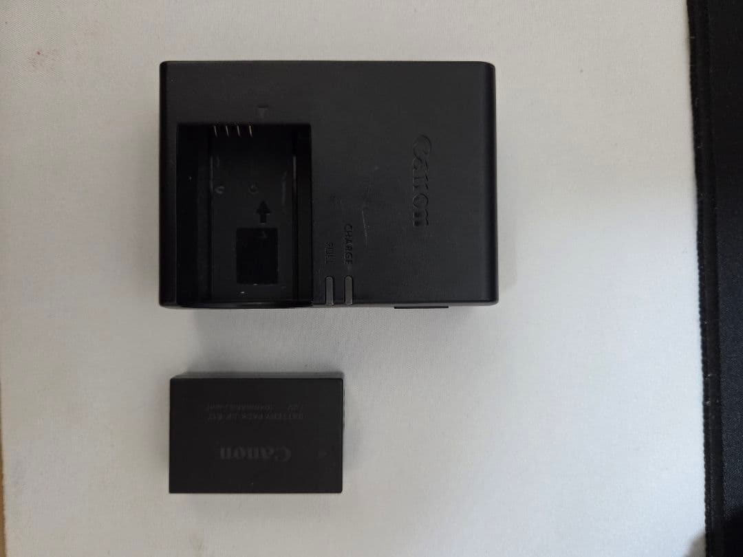 Canon EOS Kiss X9i ダブルズームレンズキット