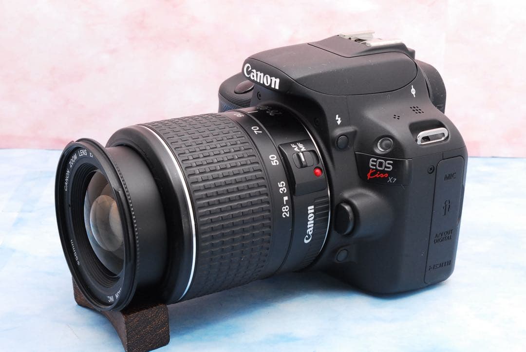 キャノン Kiss X7★S数極少★一眼レフカメラ★軽量＆高性能★初心者向け
