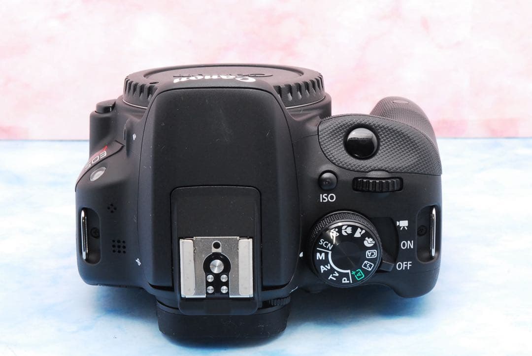 キャノン Kiss X7★S数極少★一眼レフカメラ★軽量＆高性能★初心者向け