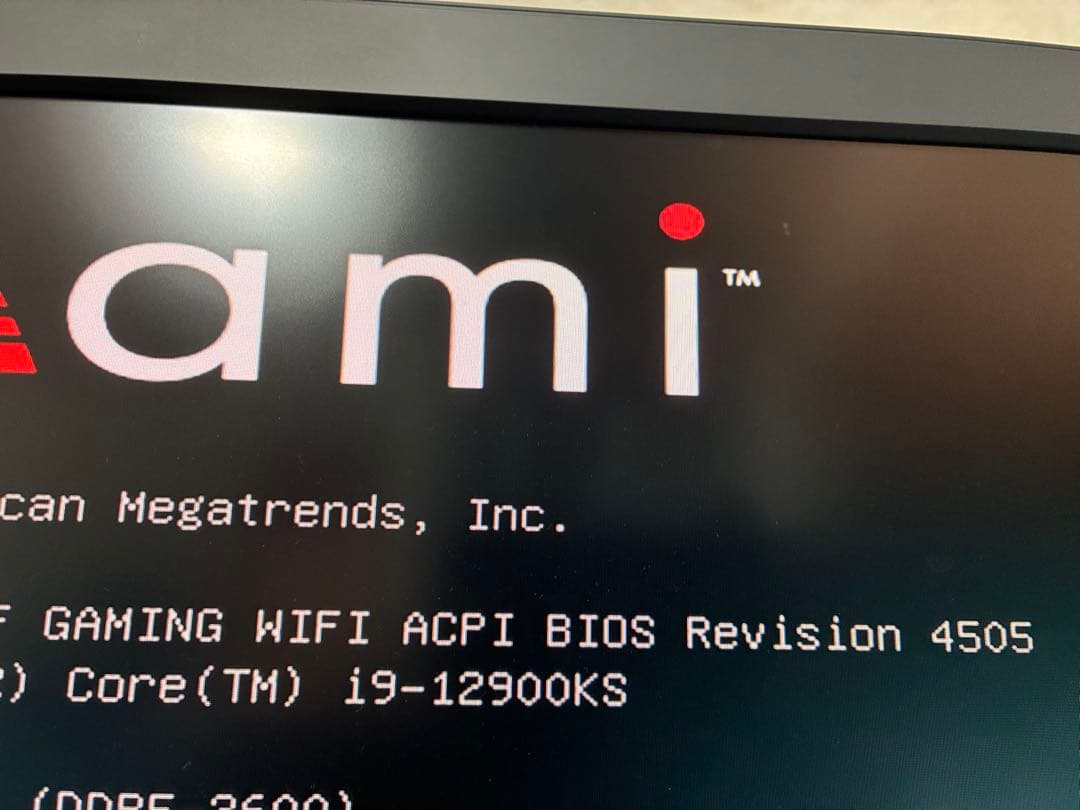 ROG STRIX Z690-F GAMING WIFI CPU付き！