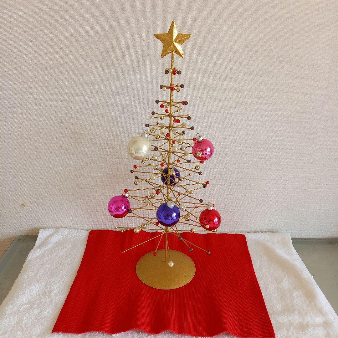 フランフラン　Francfranc　クリスマスツリー　赤い敷物　飾り付き