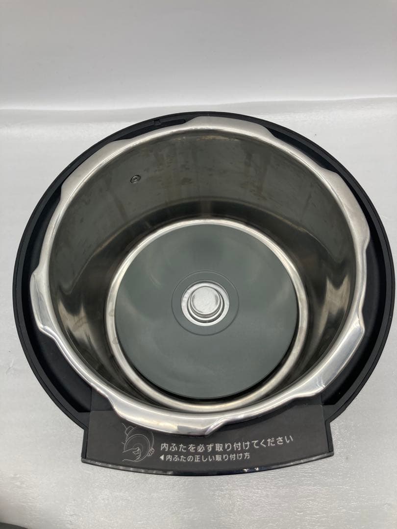 し*き様 Panasonic　電気圧力鍋　NF-PC400　2024年製　パナソ