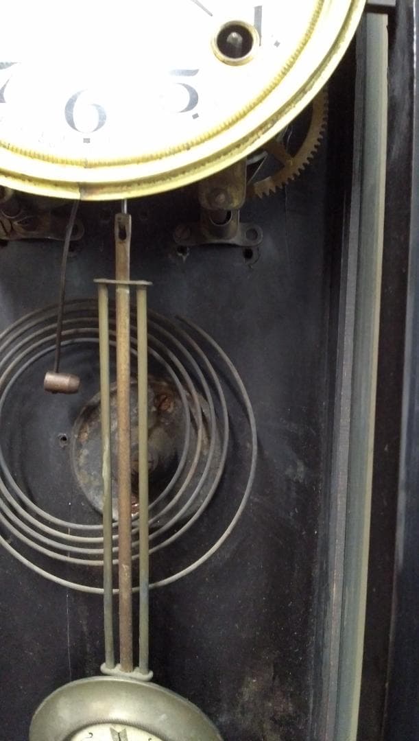 古い柱時計　　①