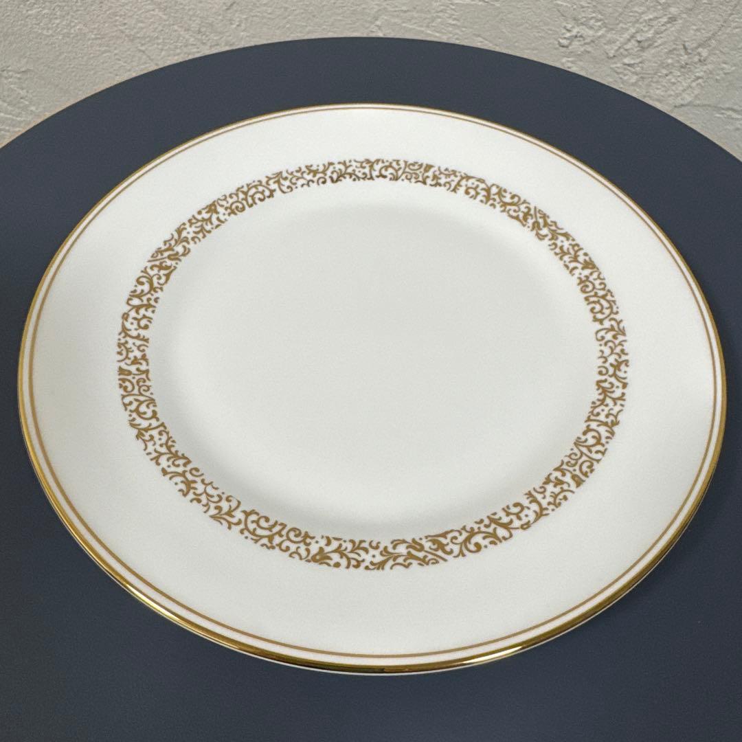 ウェッジウッド　ヴェラ・ウォン　ペアカップ＆ソーサー　プレート