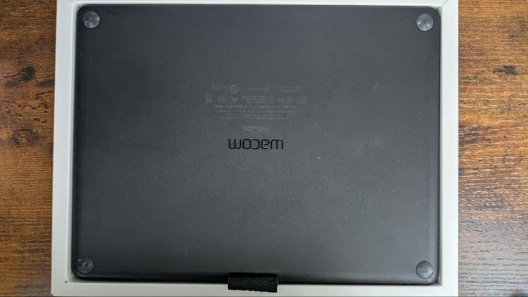 Wacom Intuos ペンタブレット 本体 CTL-6100WL/K0