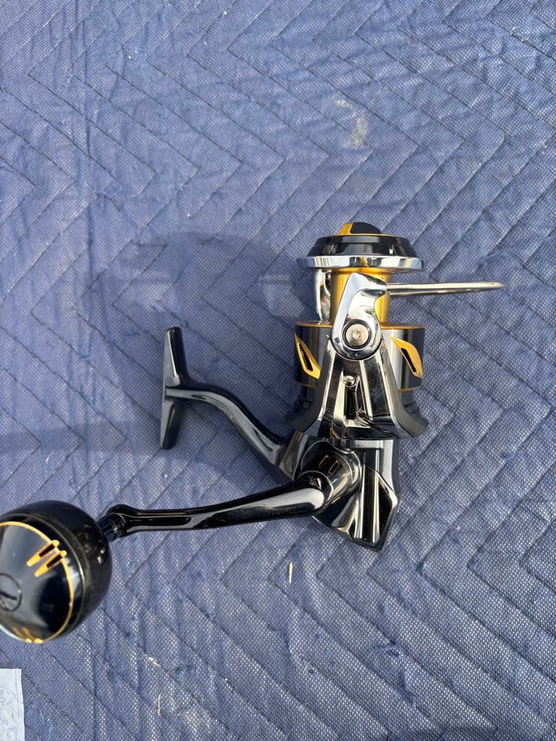 最終値下げ、早い者勝ち　19STELLA SW8000HG スピニングリール