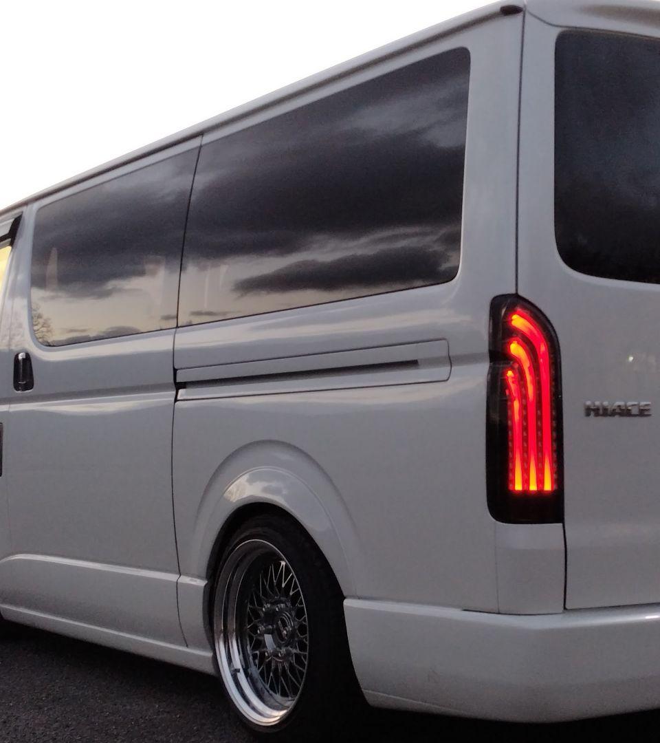 ハイエース200系テールランプ415コブラLEDテールランプ