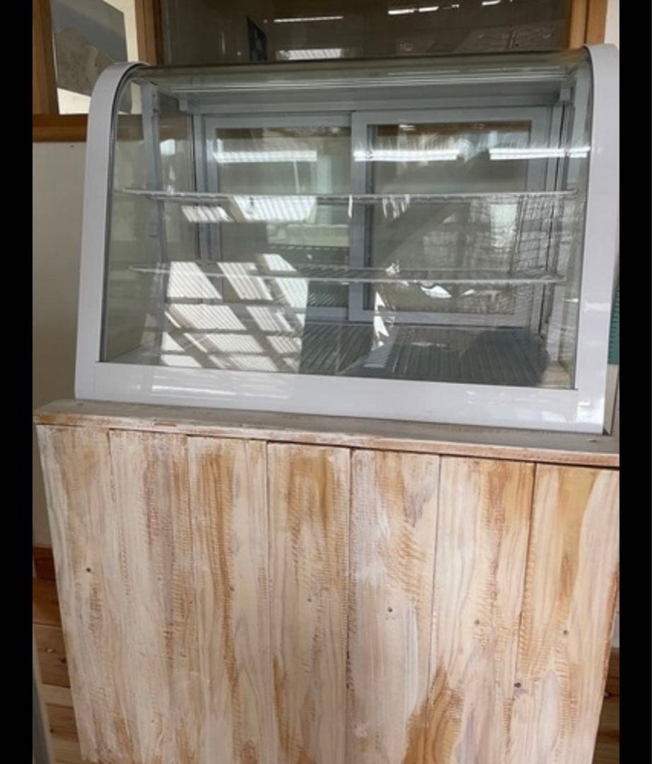 HJIRU UTK-100 冷蔵ショーケース 100L