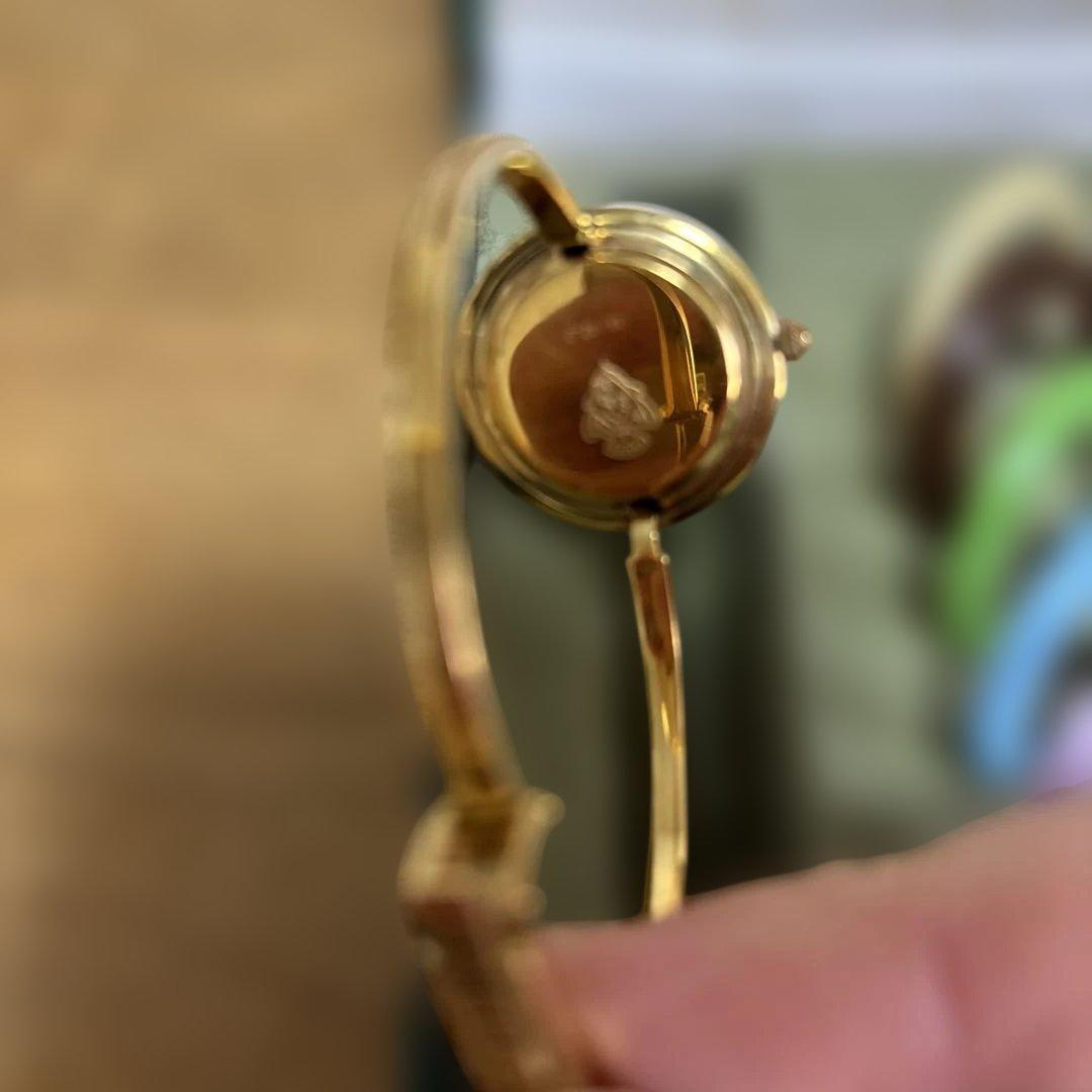 GUCCI チェンジベゼル　腕時計