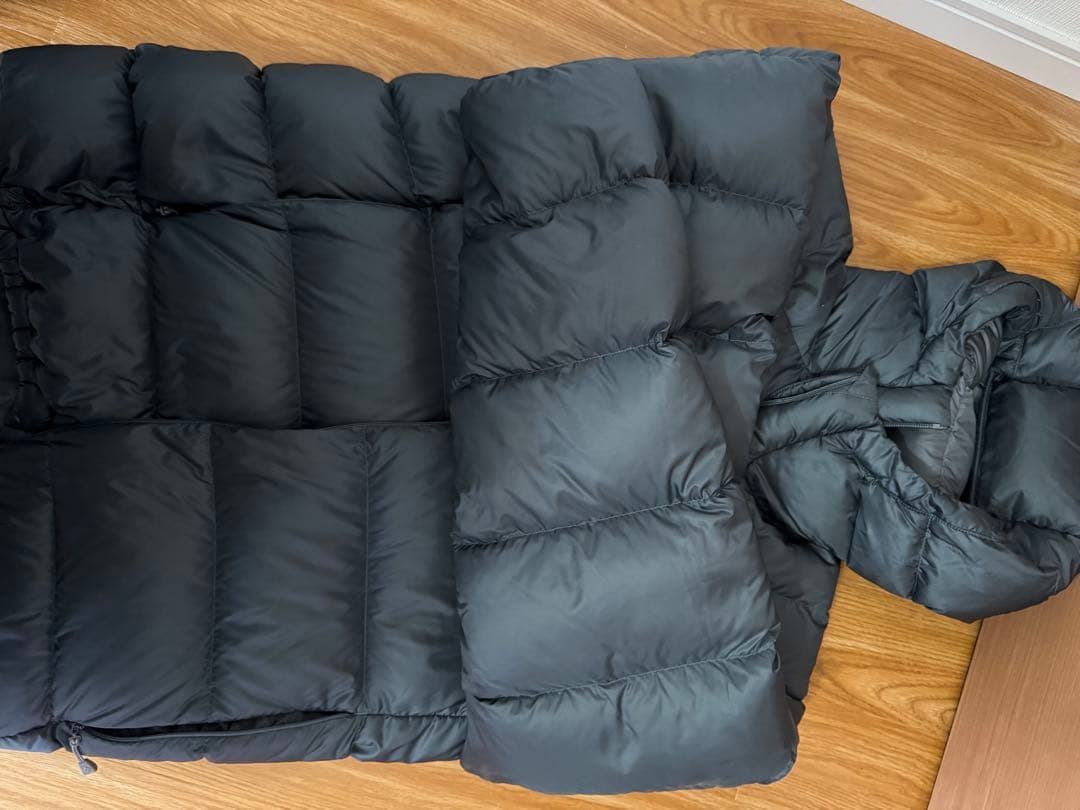 mont-bell ライトアルパインダウンパーカ