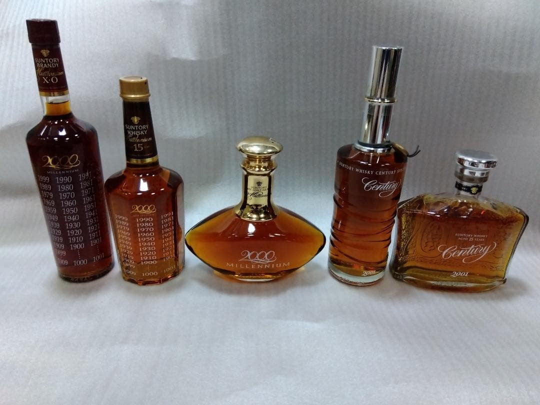 サントリー ウイスキー センチュリー ・ ミレミニアム 他（古酒）５本セット箱付