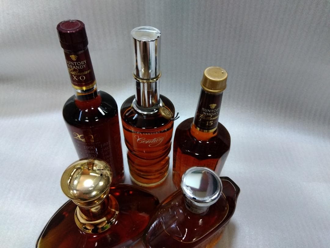 サントリー ウイスキー センチュリー ・ ミレミニアム 他（古酒）５本セット箱付