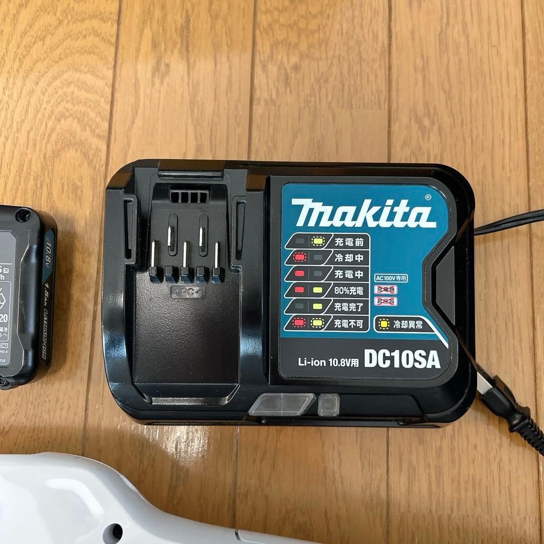 マキタ 充電式クリーナー CL107FD 充電器 バッテリー付き 掃除機