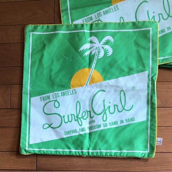 サーファーガール撃レア ビンテージ クッション•座布団カバー 新品未使用