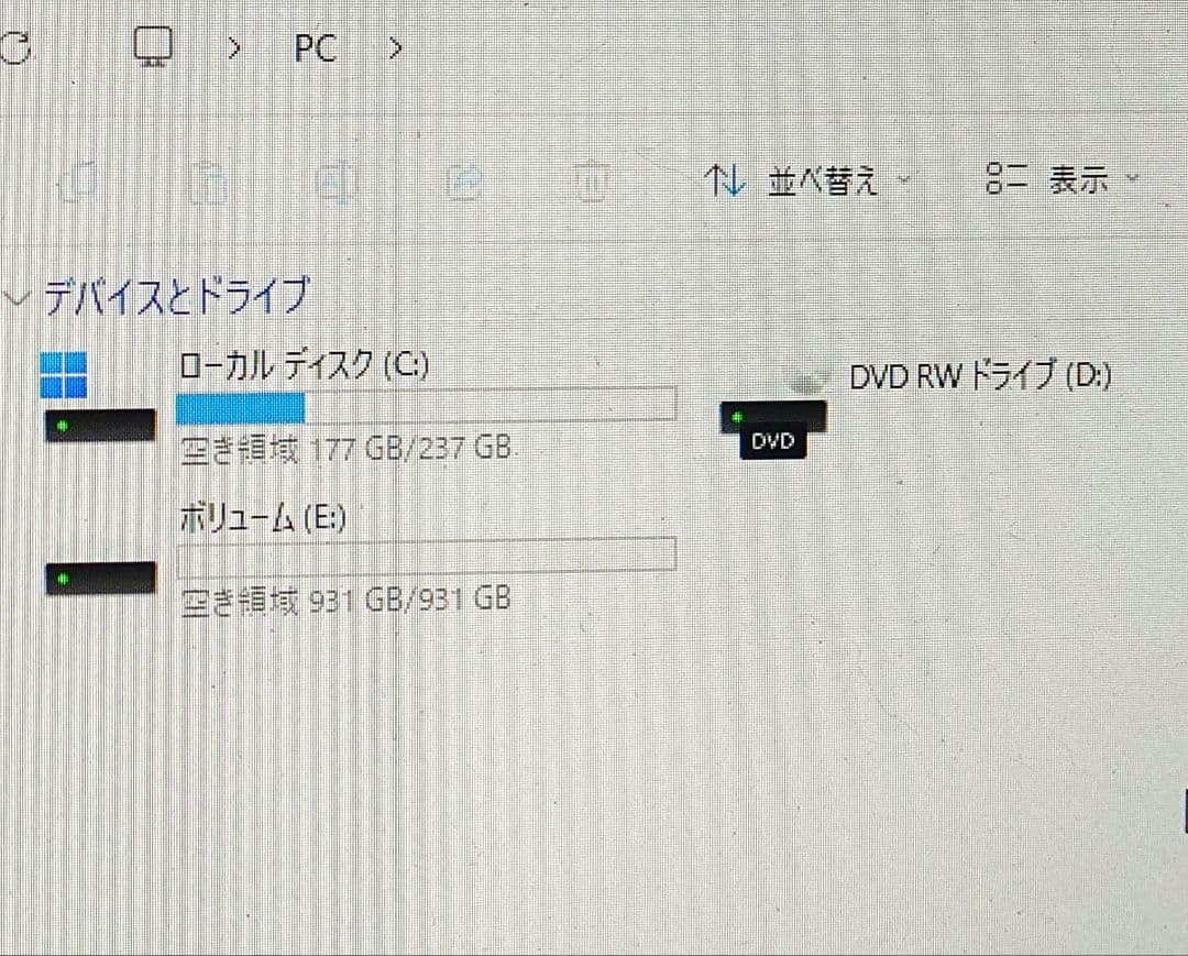 Windowsデスクトップ esprimo D588/i3-8100/SSD256GB/8GB/Wi-Fi