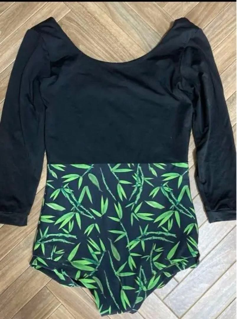 adaluサーフスーツ