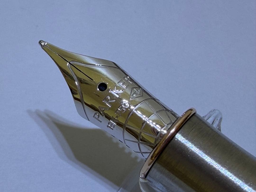 パーカー万年筆　ソネットプレミアムメタル&グレイPGT 細字