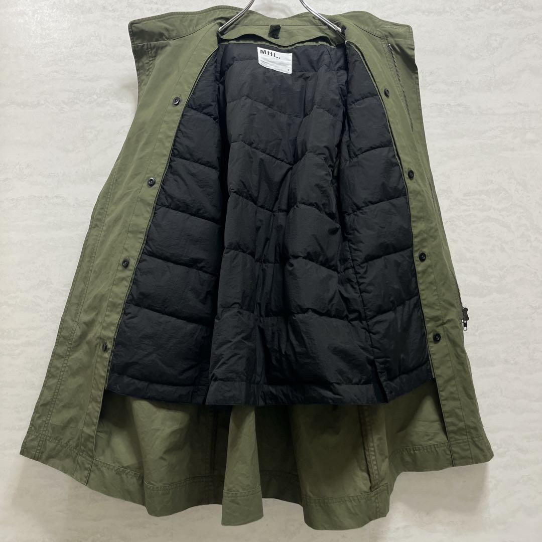 『MHL.』フーディーコート/インナーダウン取外し/ユニセックス/オリーブ/Ⅱ